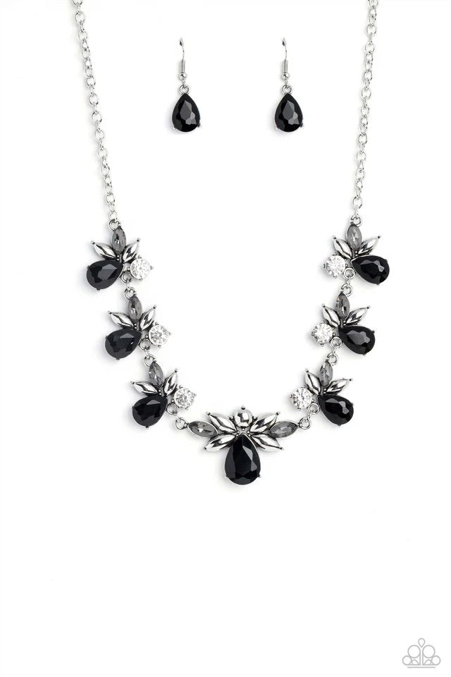 Paparazzi Necklace ~ Explosive Effulgence - Black