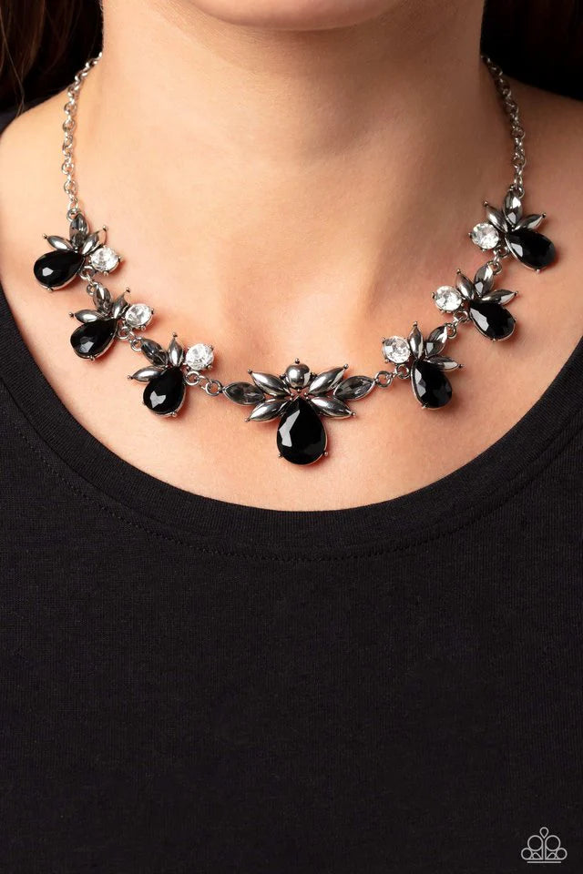 Paparazzi Necklace ~ Explosive Effulgence - Black