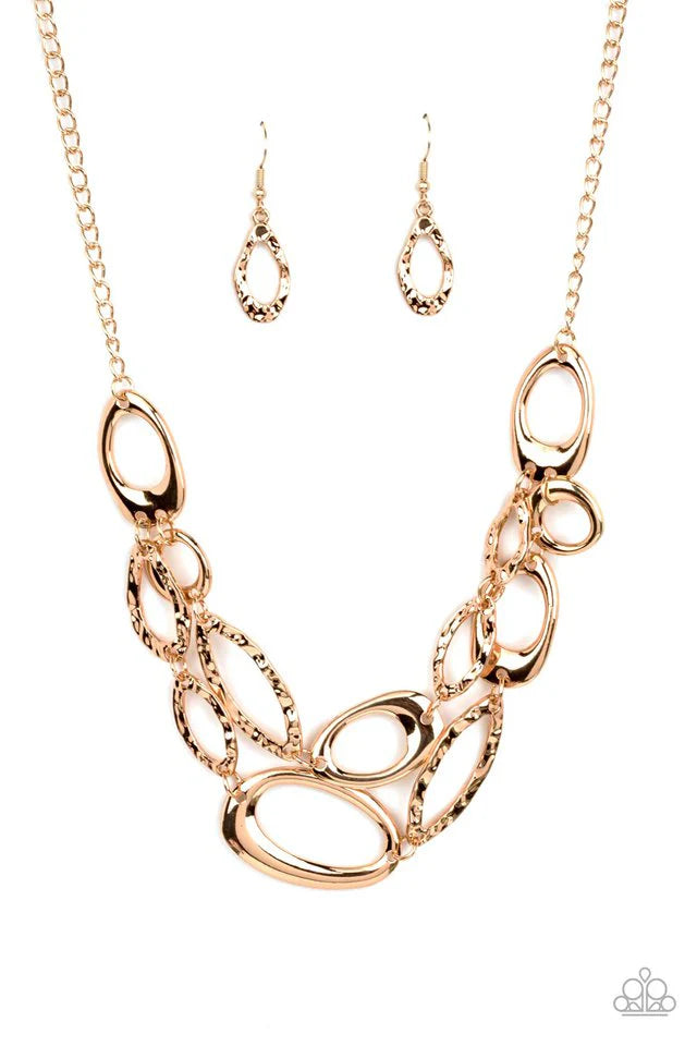 Paparazzi Necklace ~ Game OVAL - Gold