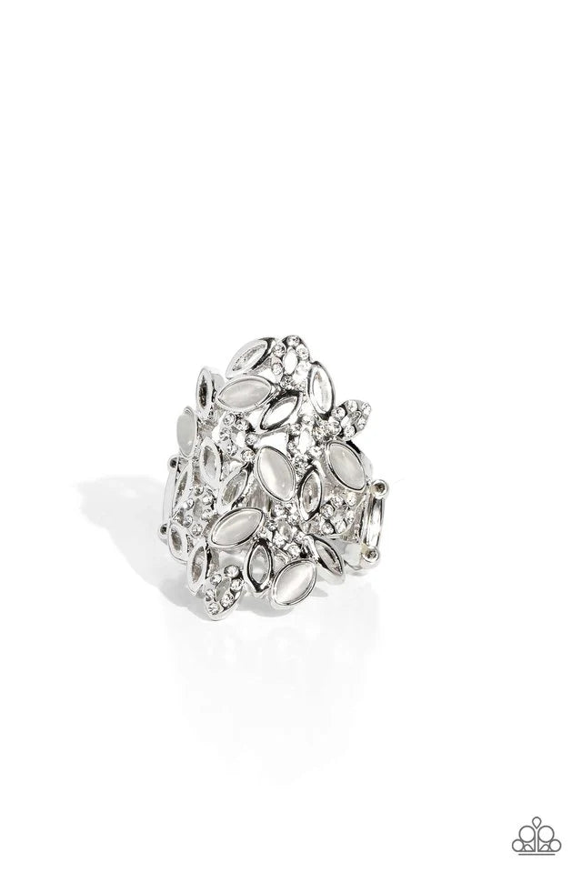 Paparazzi Ring ~ LEAF Home - White