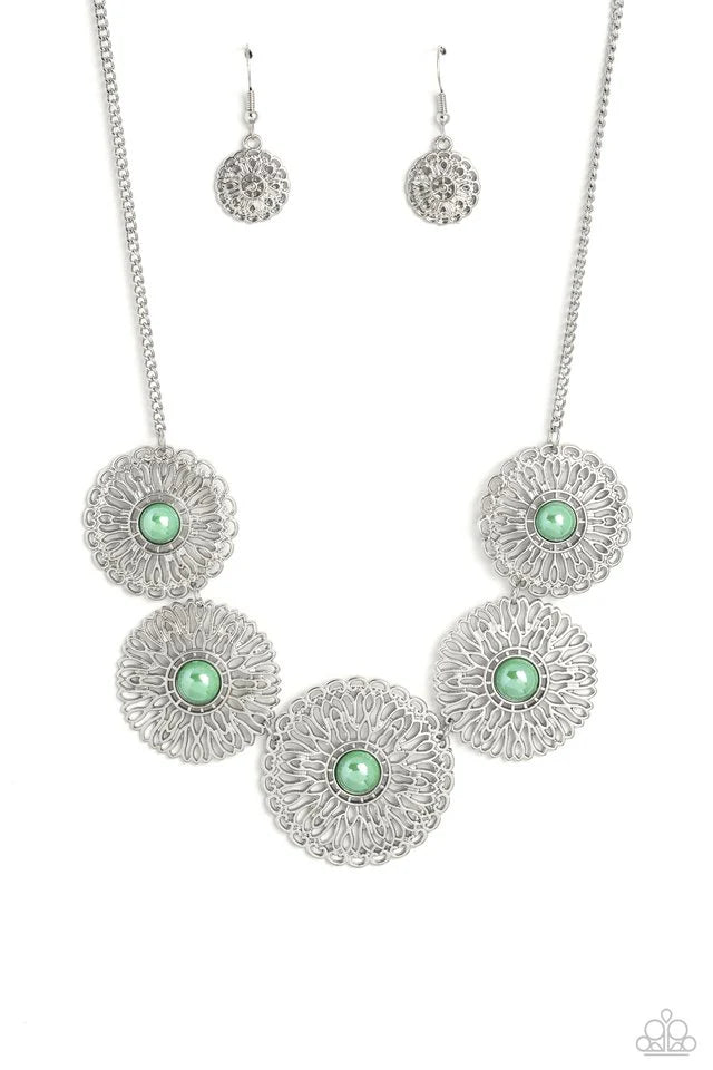 Paparazzi Necklace ~ Chrysanthemum Craze - Green