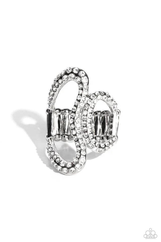Paparazzi Ring ~ Gap Year - White