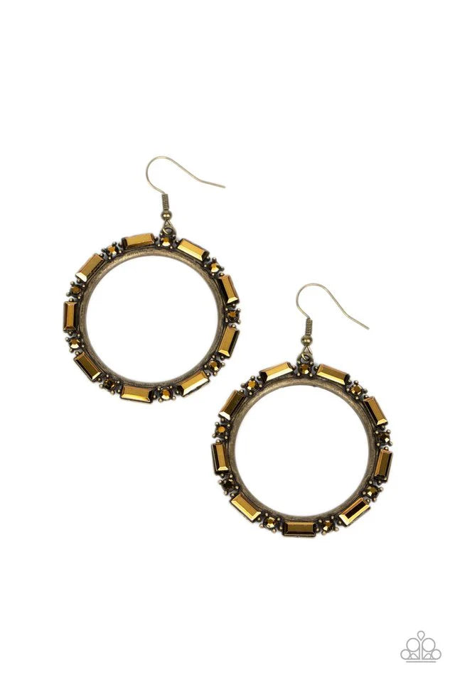 Paparazzi Earring ~ Gritty Glow - Brass