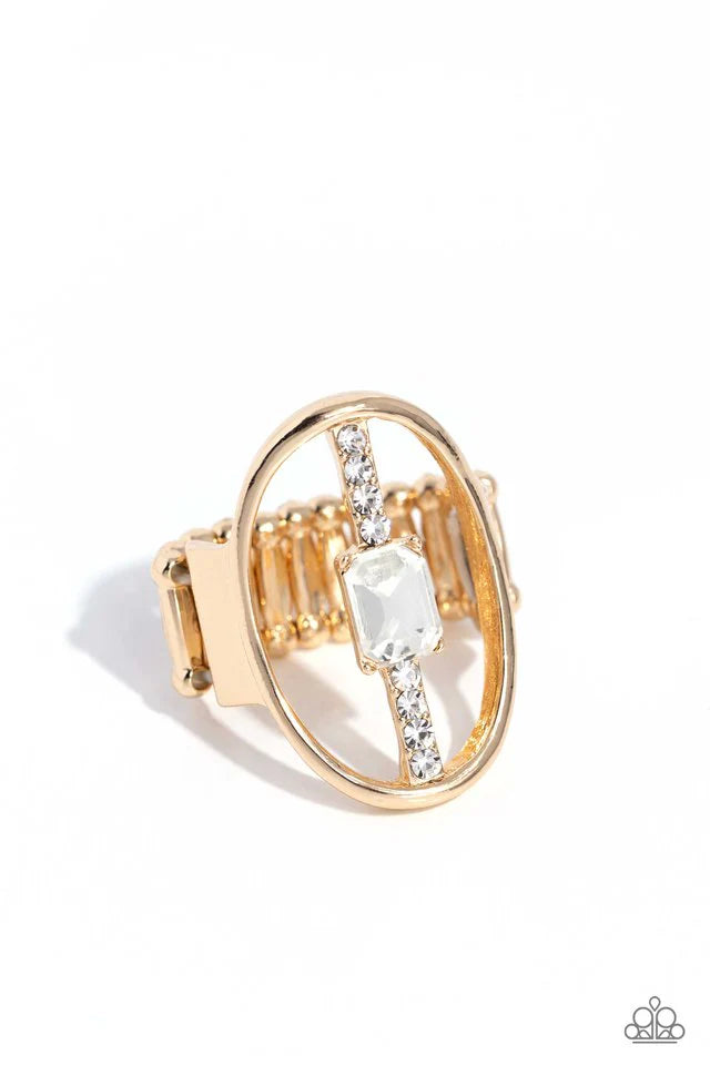 Paparazzi Ring ~ Middle of the Road - Gold